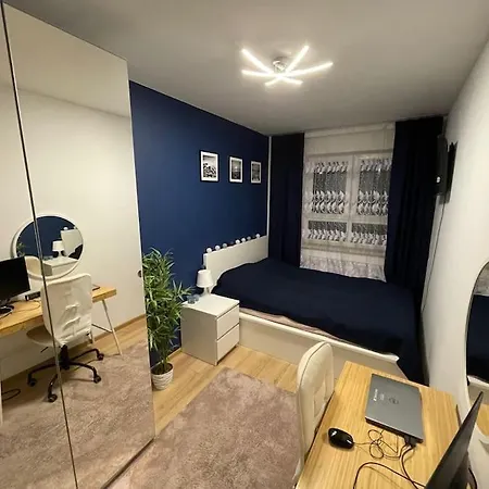 Komfortowy Apartament: Wola, Stanczyka 4 * Warschau